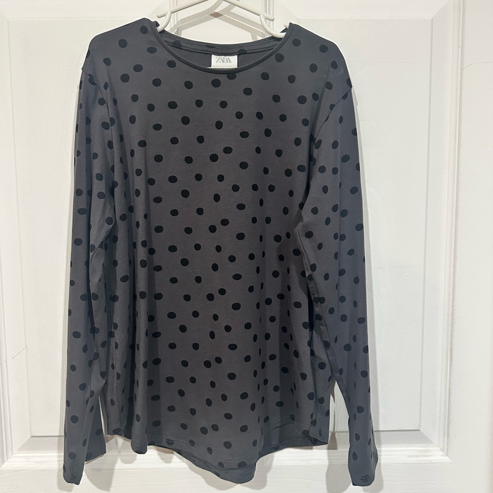 Zara Gray and Black Polka Dot Long Sleeve Tee